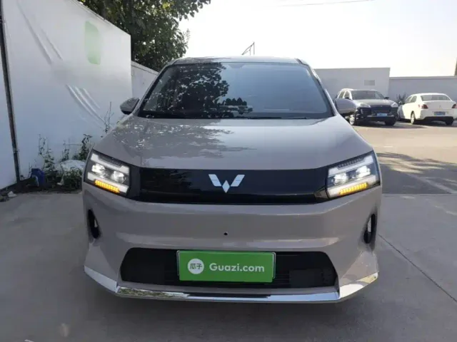 Wuling Starlight 730 — Фото автомобиля 2