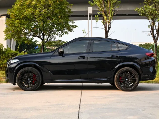 BMW X6 M — Фото автомобиля 3