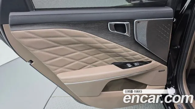 Kia K8 — Фото автомобиля 25