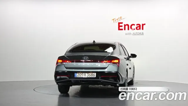 Hyundai AVANTE Новый Avante (CN7) — Фото автомобиля 4