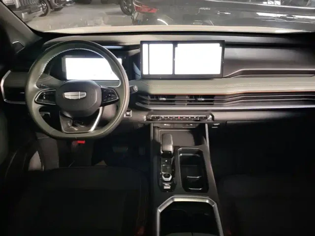 Geely Haoyue L — Фото автомобиля 9