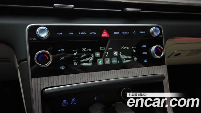 Genesis GV80 — Фото автомобиля 27