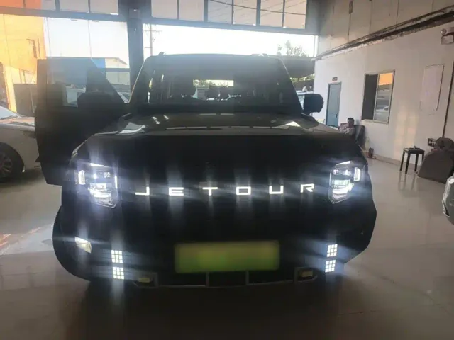 Jetour T2 — Фото автомобиля 2