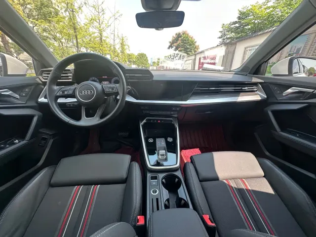 Audi A3 — Фото автомобиля 5