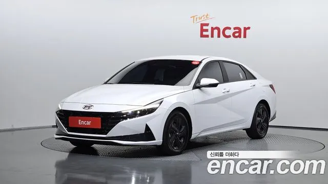 Фотография автомобиля — Hyundai Avante CN7