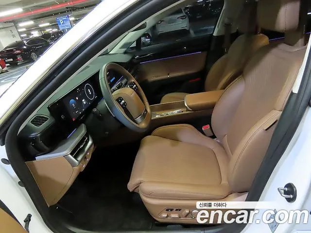 Hyundai Grandeur Grandeur (GN7) 2.5 Бензин 2WD — Фото автомобиля 9