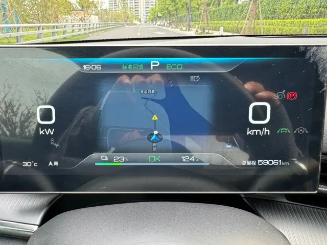 BYD Seal 2022 550km Standard Range RWD Elite — Фото автомобиля 13