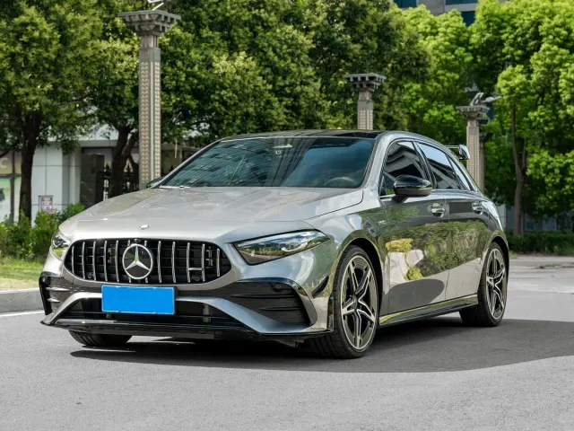 Фотография автомобиля — Mercedes-Benz A-Class AMG