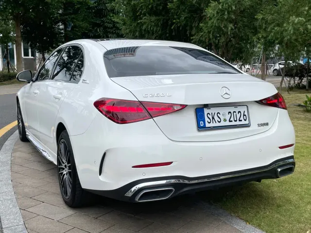 Mercedes-Benz C-Class — Фото автомобиля 4