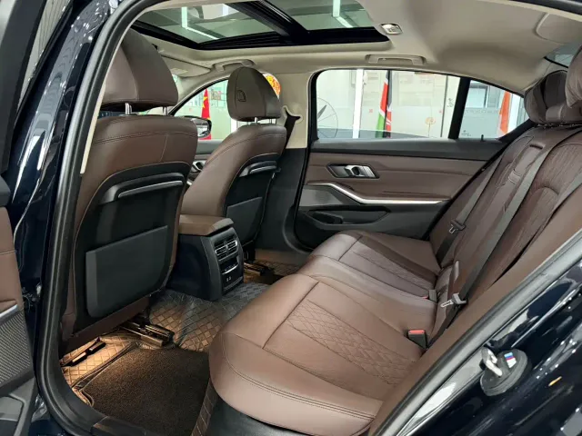 BMW 3 Series — Фото автомобиля 4