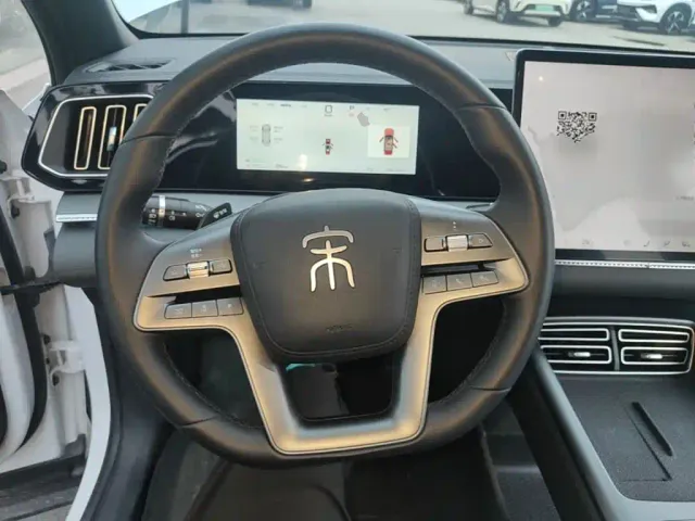 BYD Song Pro — Фото автомобиля 10