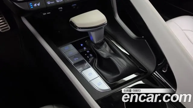 Hyundai Avante CN7 — Фото автомобиля 12