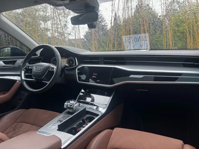 Audi A7L — Фото автомобиля 18