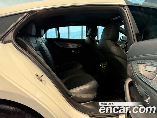 Mercedes-Benz AMG GT 4 двери 43 4MATIC+ — Фото автомобиля 17