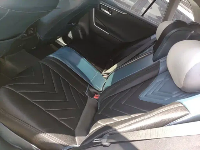 Toyota Wildlander — Фото автомобиля 16
