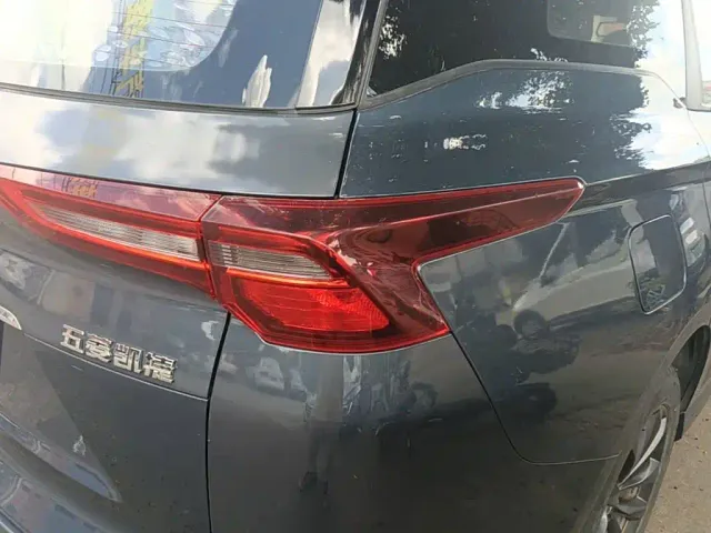 Wuling Victory — Фото автомобиля 7