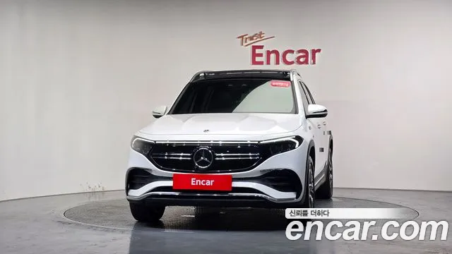 Mercedes-Benz EQB — Фото автомобиля 2