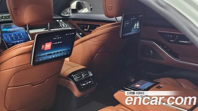 Mercedes-Benz S-Class — Фото автомобиля 18