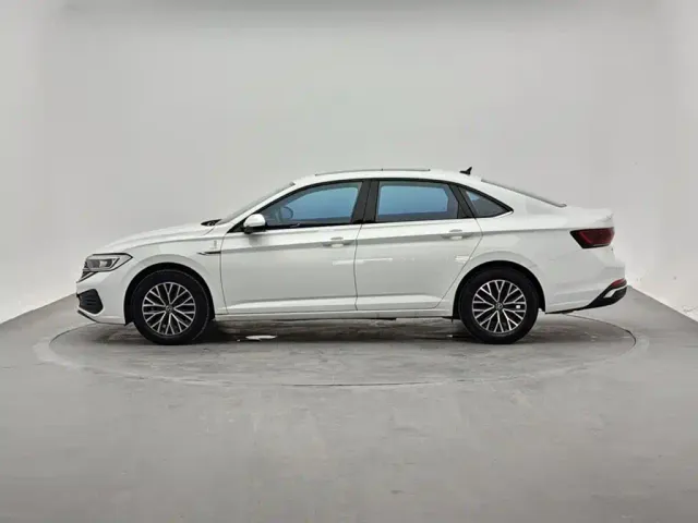 Volkswagen Sagitar — Фото автомобиля 2