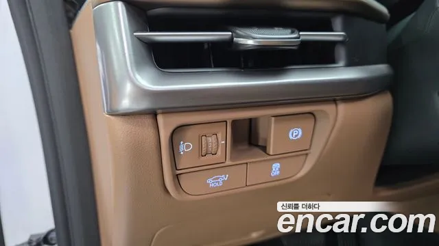 Hyundai Grandeur Grandeur (GN7) 2.5 Бензин 2WD — Фото автомобиля 12