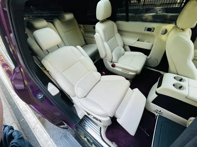 Li Auto L9 — Фото автомобиля 14