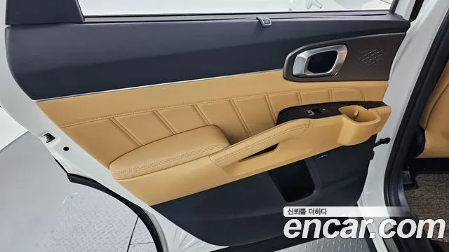 Kia Sorento Sorento 4-е поколение Дизель 2.2 2WD — Фото автомобиля 24