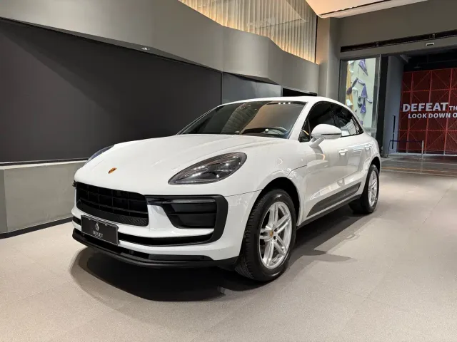 Фотография автомобиля — Porsche Macan