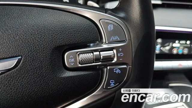 Genesis GV70 2.5T Бензин 2WD — Фото автомобиля 29