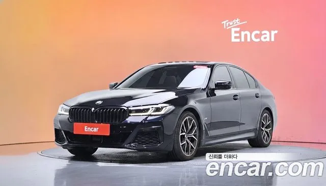 Фотография автомобиля — BMW 5 Series G30