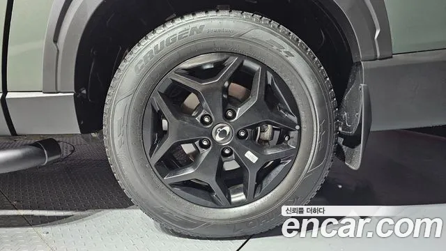 KG_Mobility_Ssangyong Rexton Новый Rexton Sport Khan Дизель 2.2 4WD — Фото автомобиля 18