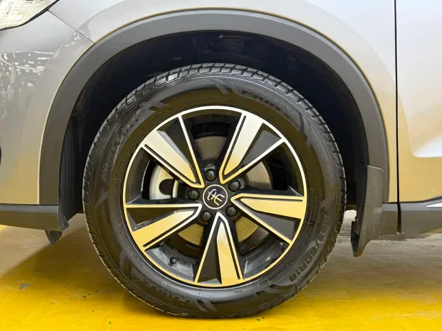 BYD Song Pro — Фото автомобиля 11