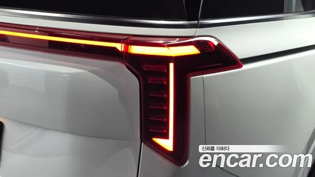 Kia Carnival — Фото автомобиля 8