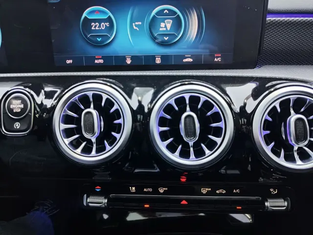 Mercedes-Benz A-Class — Фото автомобиля 14