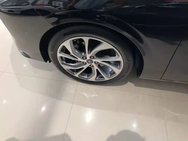 Ford Mondeo — Фото автомобиля 22