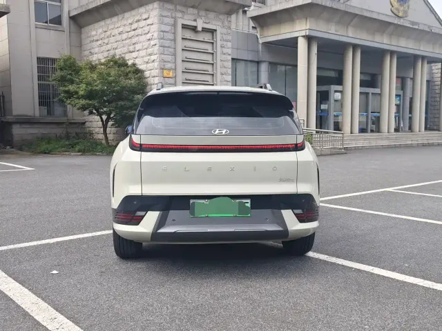 Hyundai ELEXIO — Фото автомобиля 4