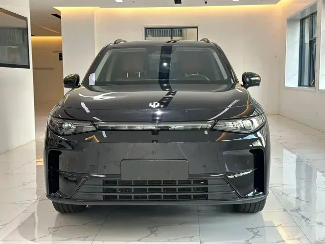 Leapmotor Leapmotor C16 2024 Pure Electric 520 Premium Edition — Фото автомобиля 2