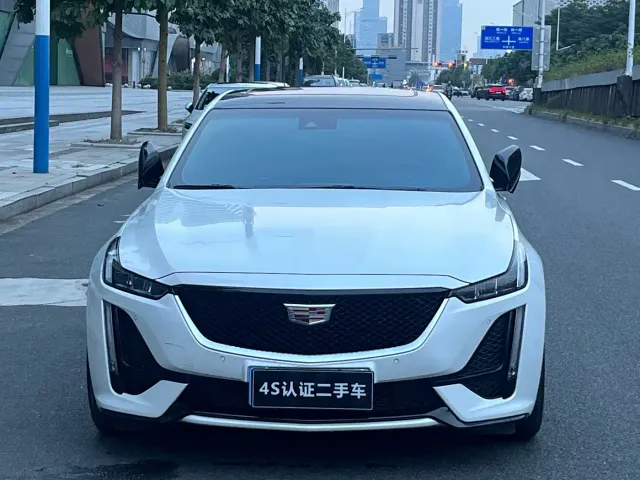 Cadillac CT5 — Фото автомобиля 2