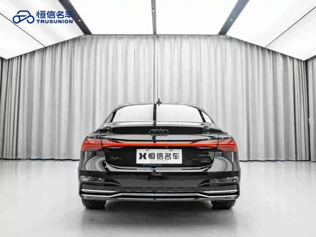 Audi A7L — Фото автомобиля 6