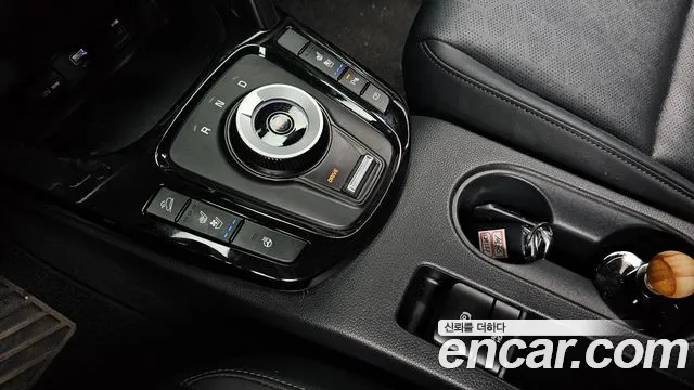 Kia Seltos Новый Seltos Бензин 1.6 турбо 2WD — Фото автомобиля 3