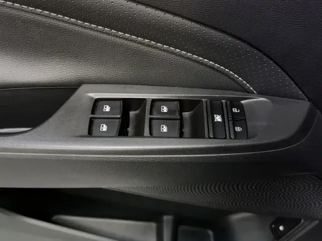 Maxus G50 — Фото автомобиля 9