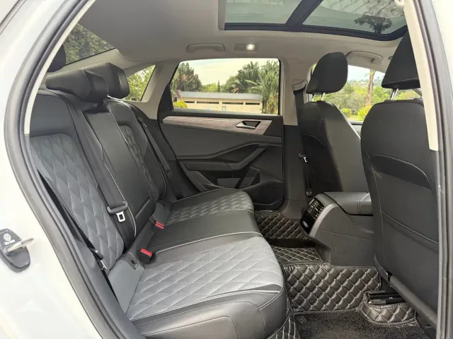 Volkswagen Sagitar — Фото автомобиля 11