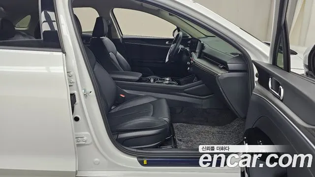 Kia K5 Generation 3 — Фото автомобиля 15