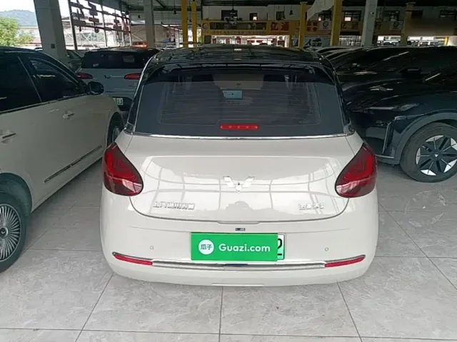 Wuling Bingo — Фото автомобиля 5
