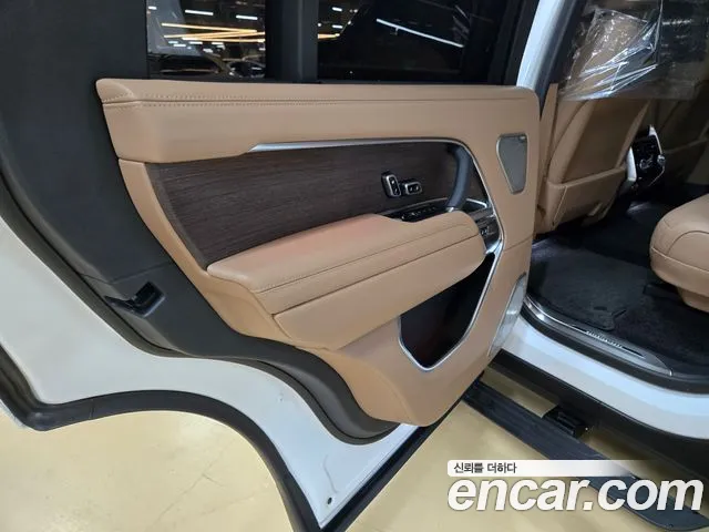 Land Rover Range Rover — Фото автомобиля 15