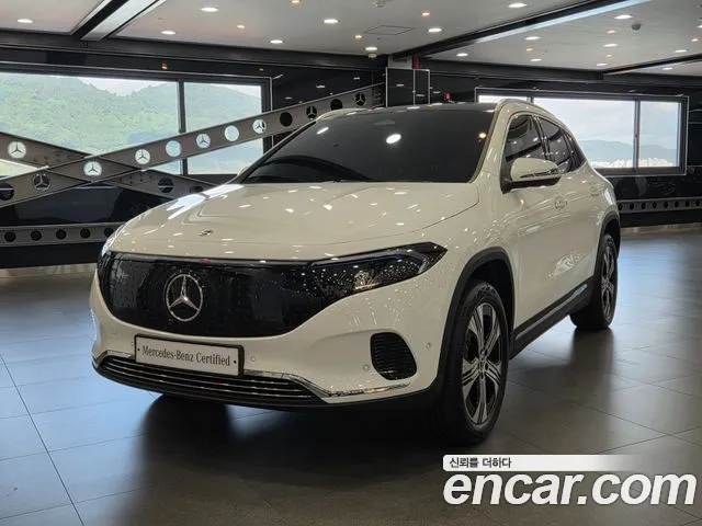 Фотография автомобиля — Mercedes-Benz EQA H243