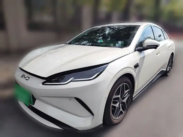 Фотография автомобиля — BYD Seal 06