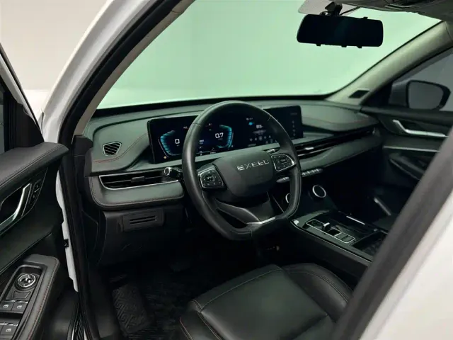 Exeed LX — Фото автомобиля 15