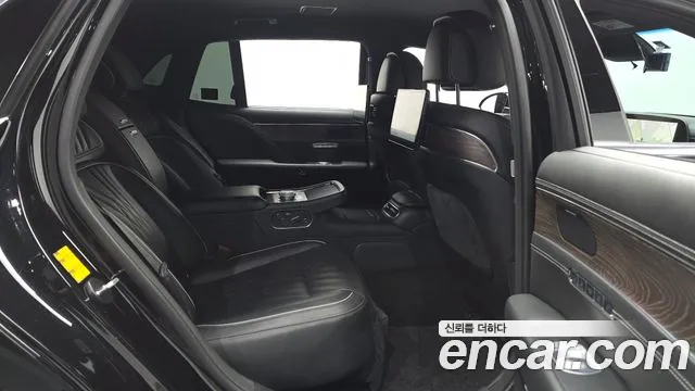 Genesis G90 RS4 — Фото автомобиля 18