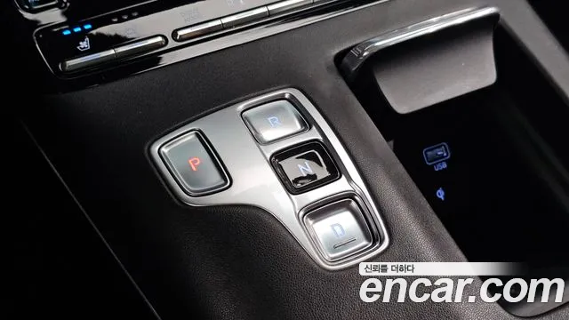 Hyundai Grandeur (New) Hybrid — Фото автомобиля 12