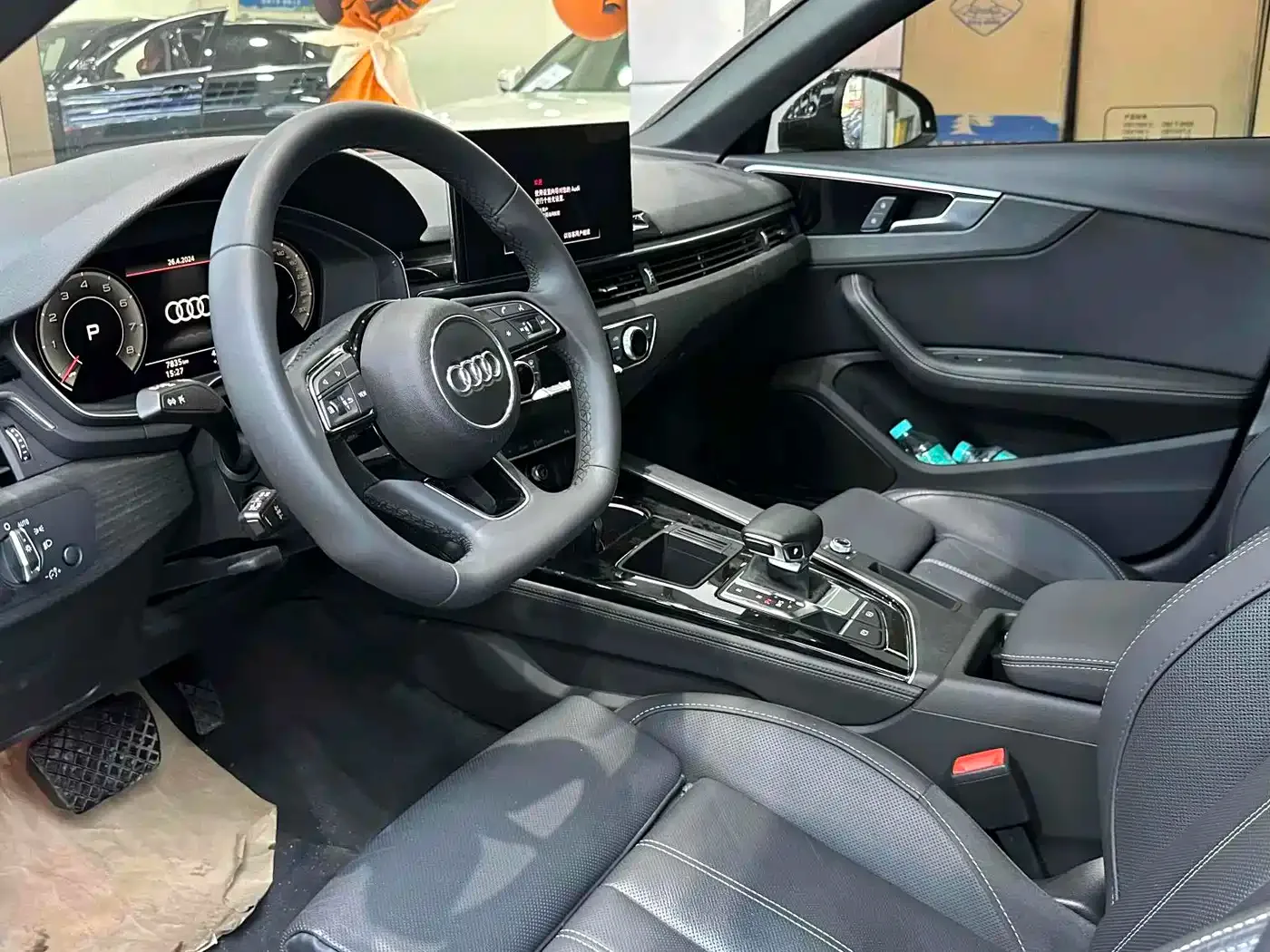 Audi Audi A4L 2024 40 TFSI Luxury Dynamic — Фото автомобиля 4
